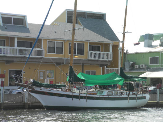 Mollo tutto e vado ai Caraibi un Barca navigare